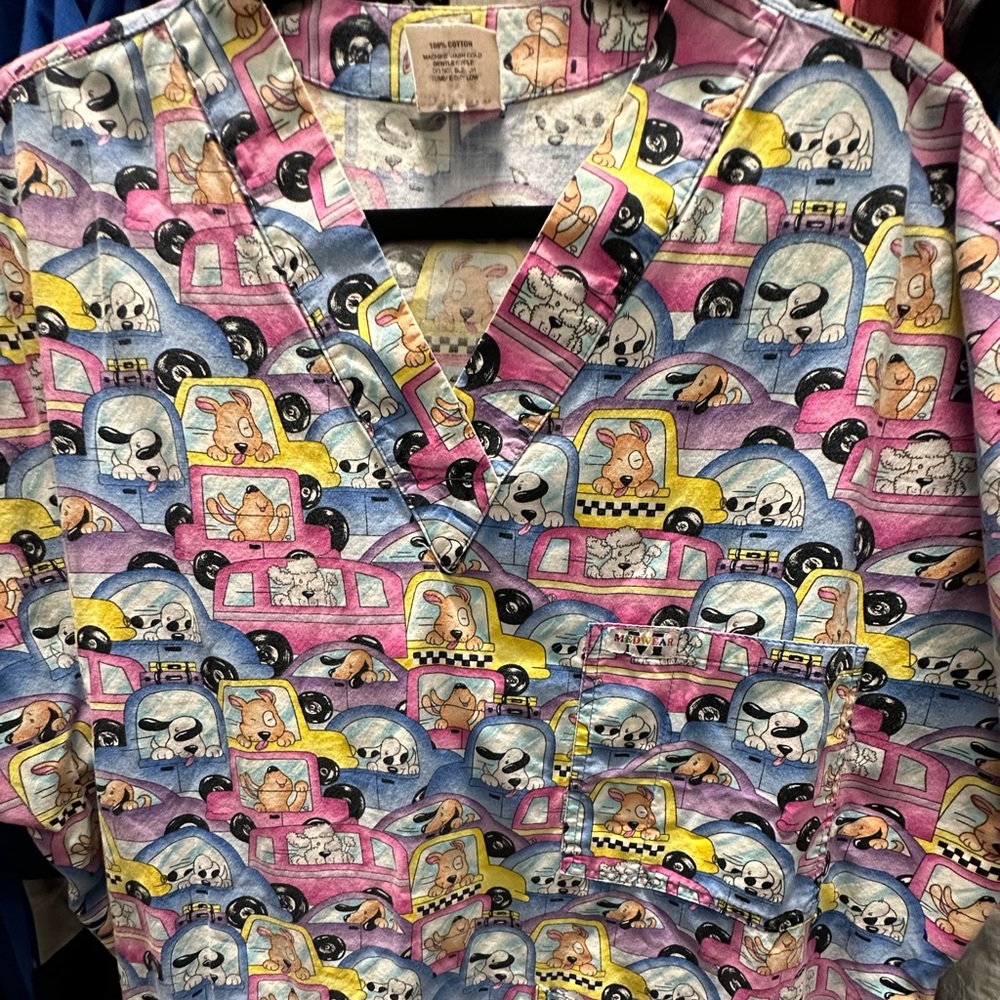 Medwear brand patterned scrub top